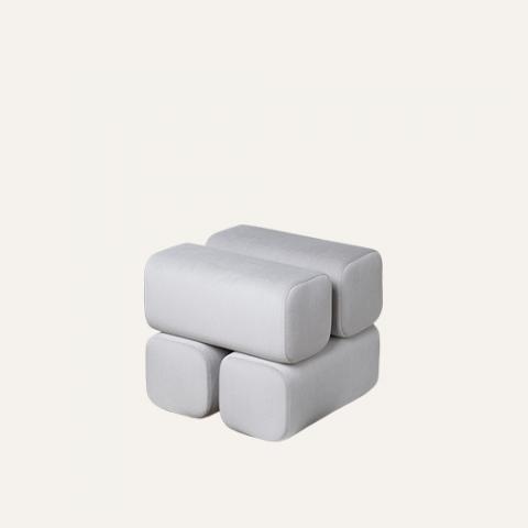 pouh stool