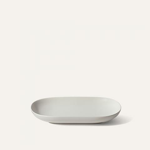oval plate M