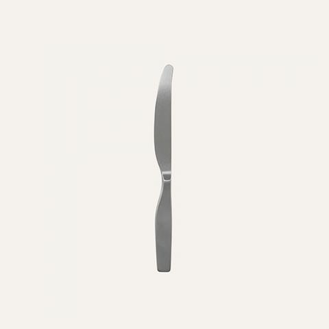 dinner knife