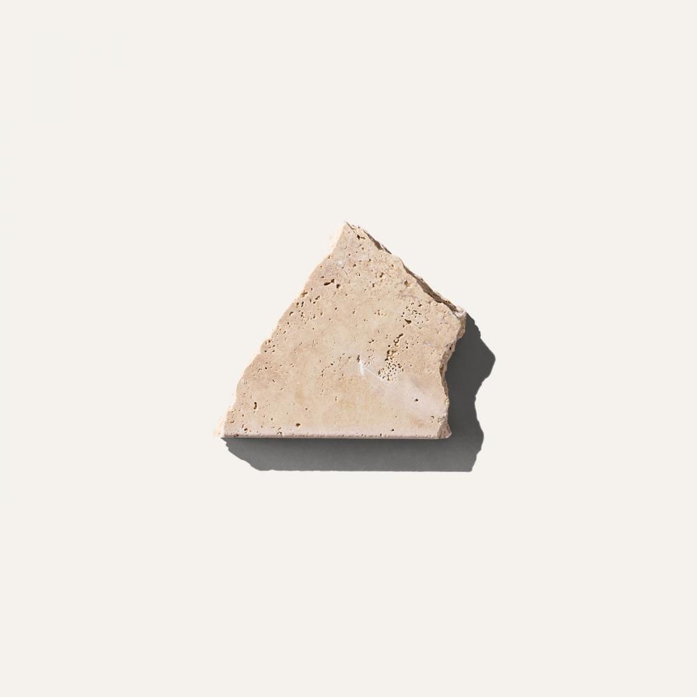 stone objet B