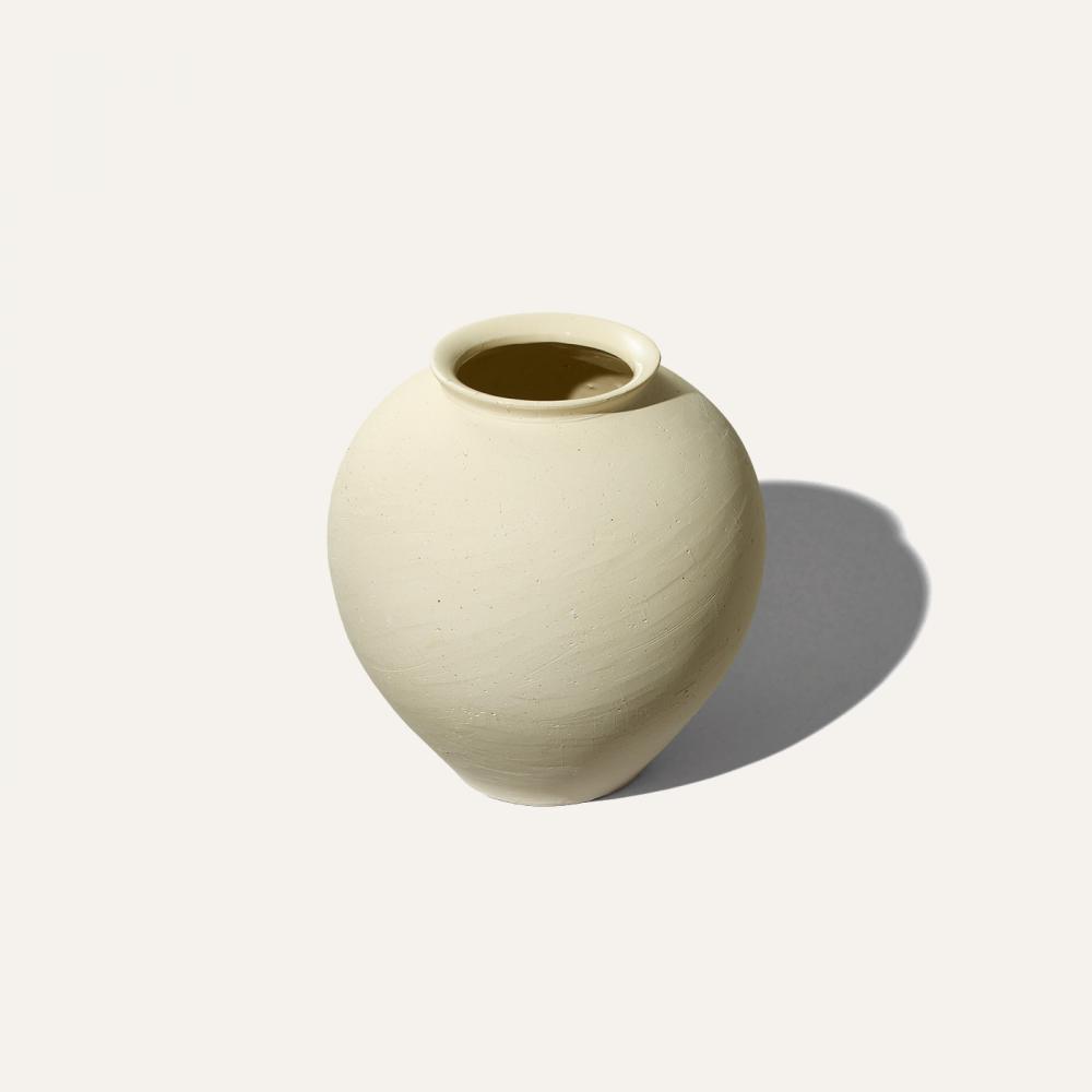 ceramic vase S