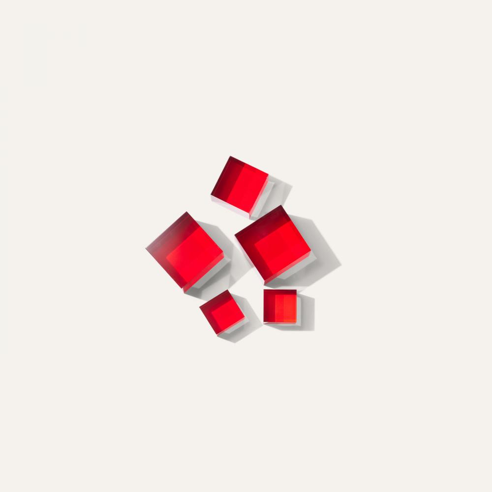 Acryl red cube set