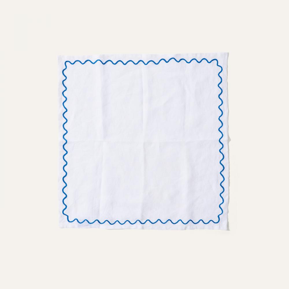 scalloped napkin
