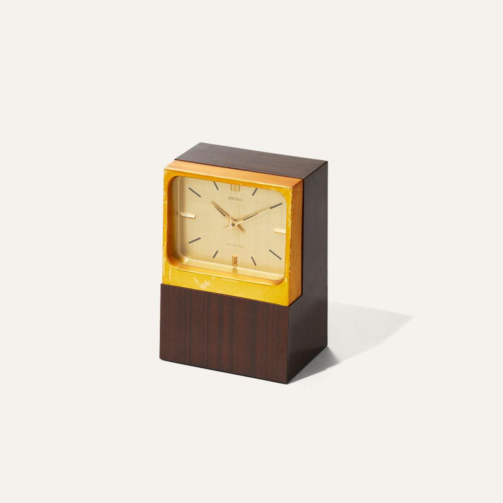 vintage table clock