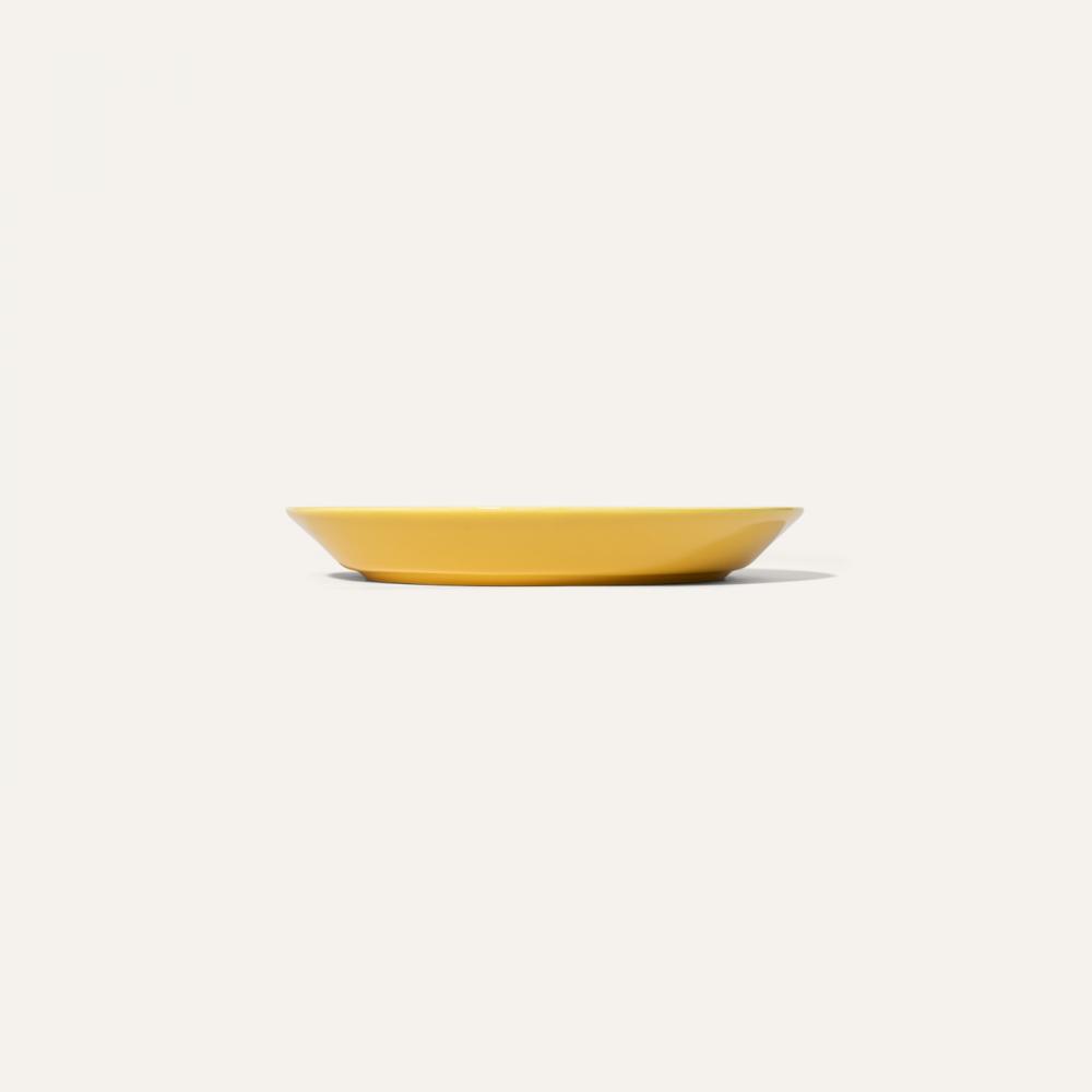 yellow plate M
