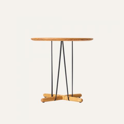 Embrace Table