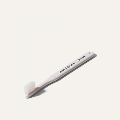 toothbrush C