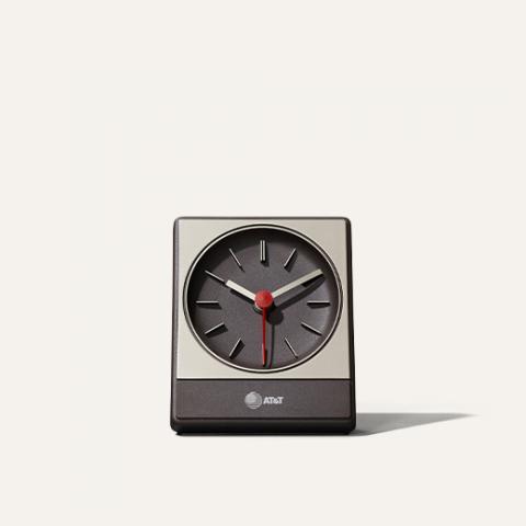 table clock