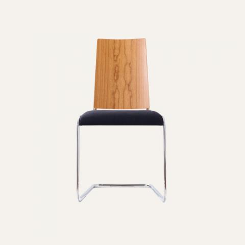 B17 chair