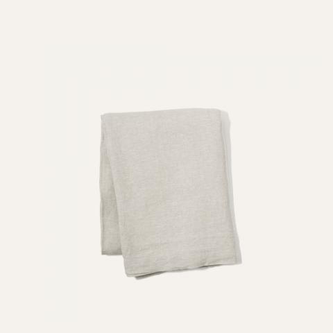 linen table cloth