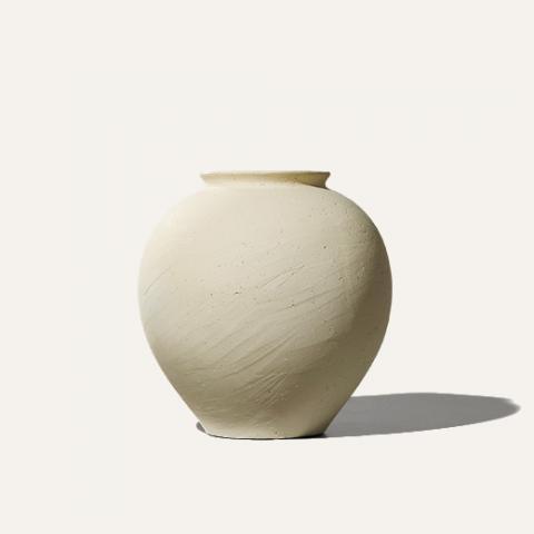 ceramic vase M