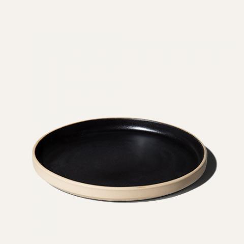 plate black
