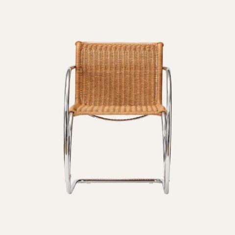 MR chair with arms-souko