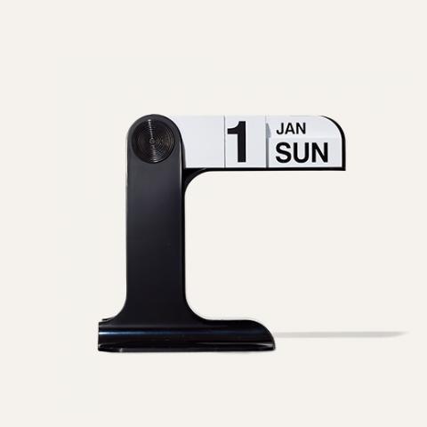 tabale calender black