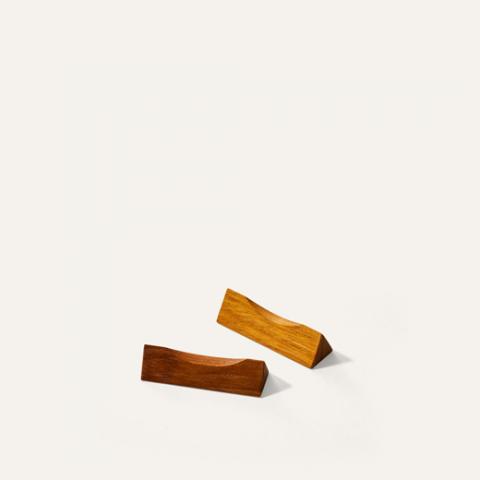 triangle chopstick rest