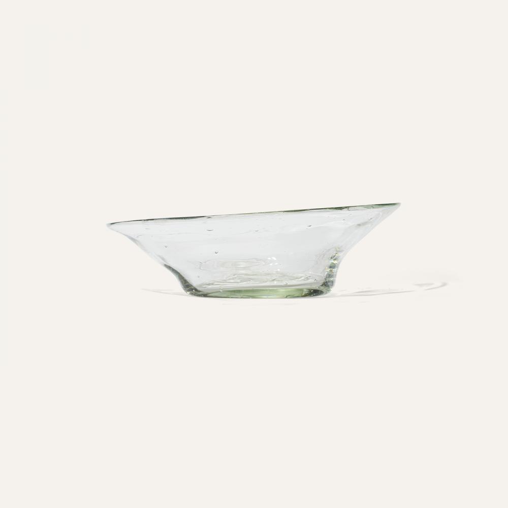 glass shallow bowl
