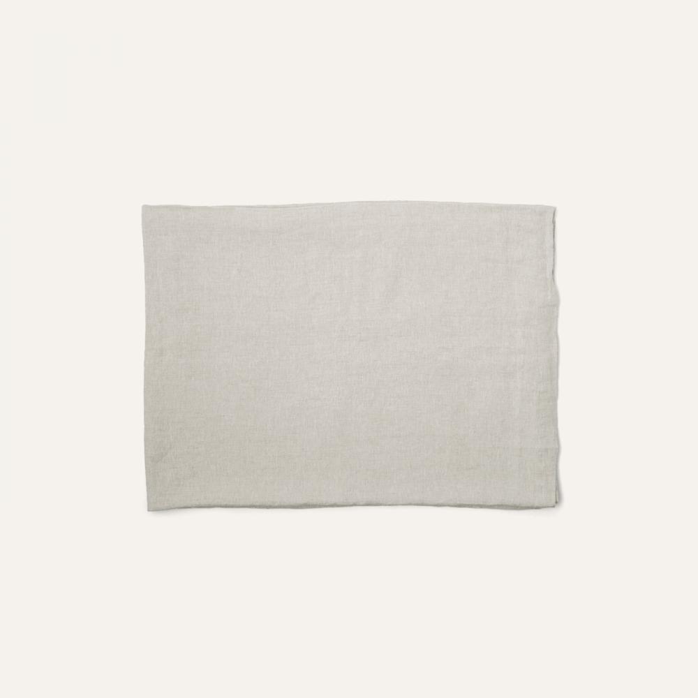 linen table cloth