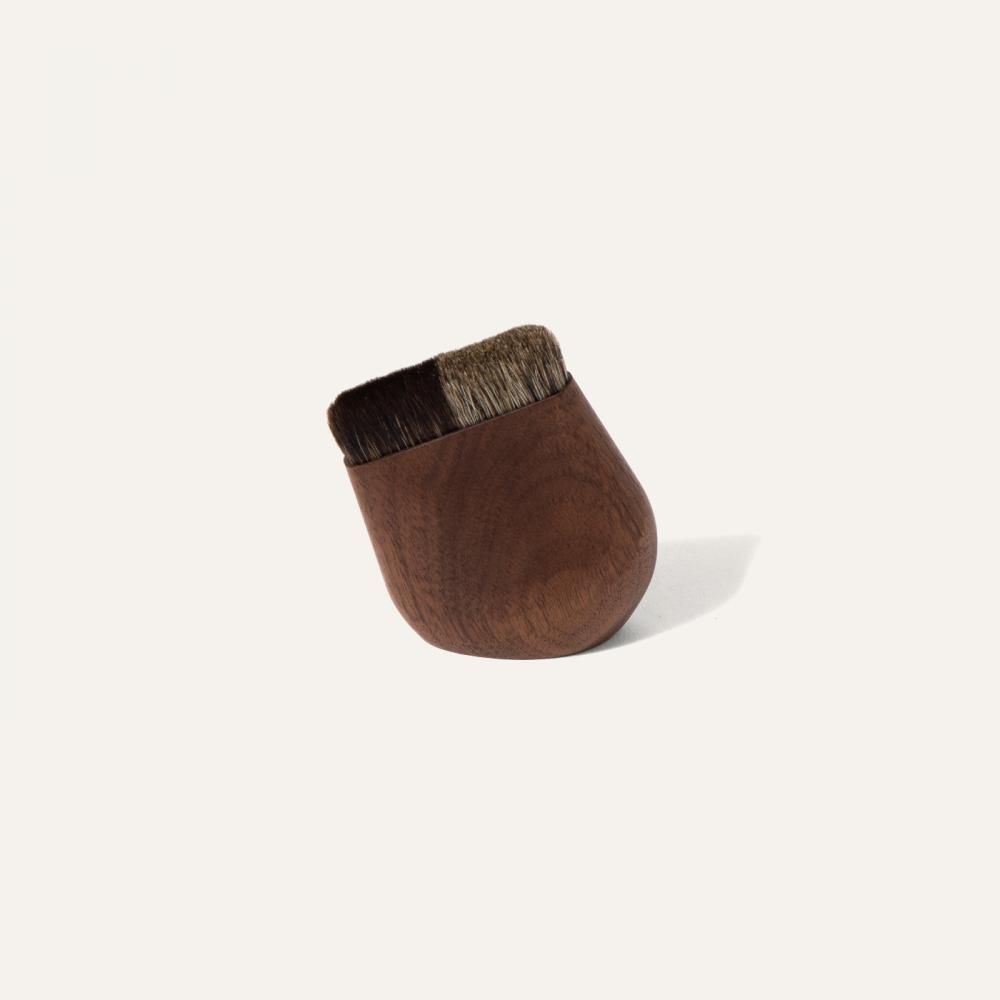 hand brush