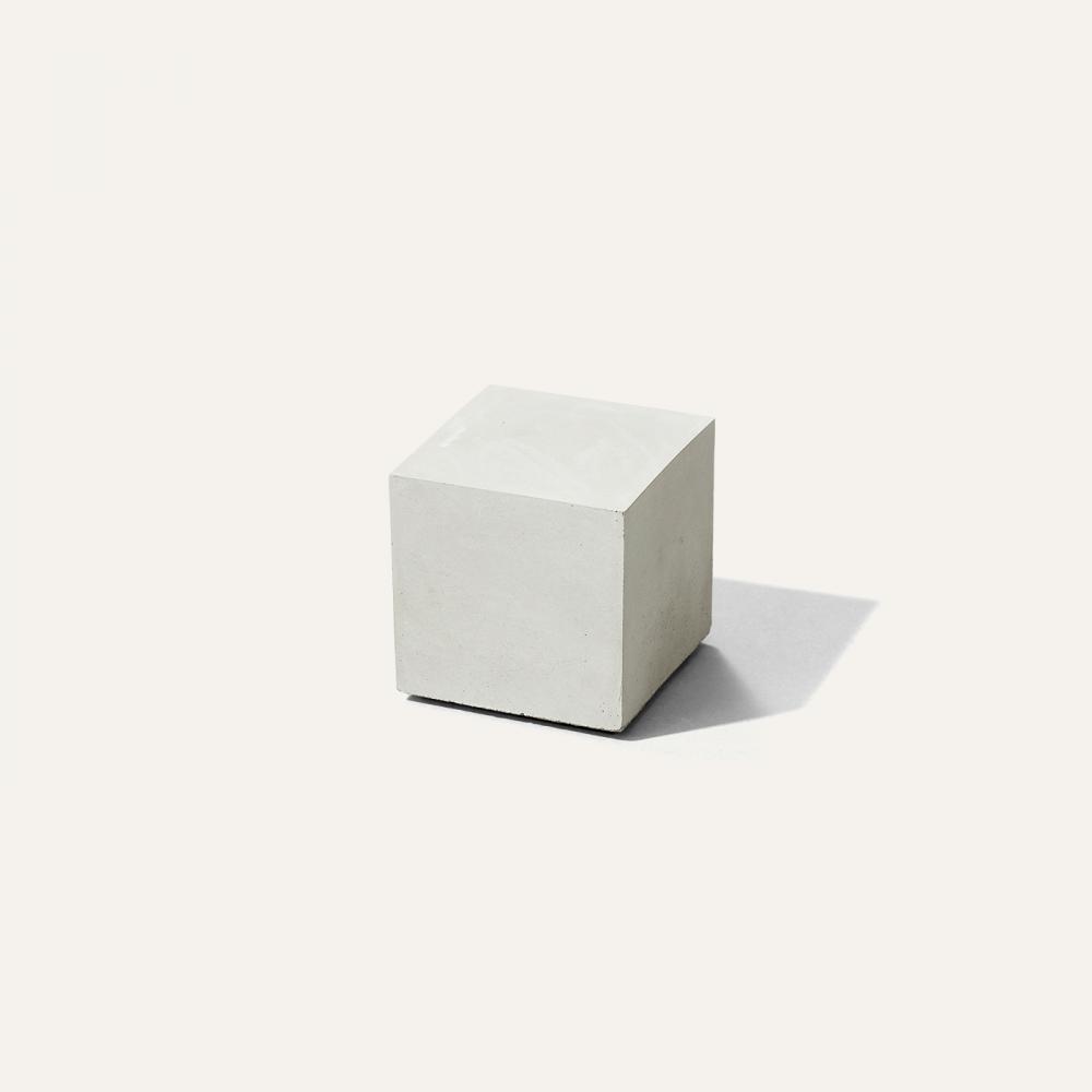 コンクリート　CONCRETE f1cc86c1-5b59-4daa-97e2-