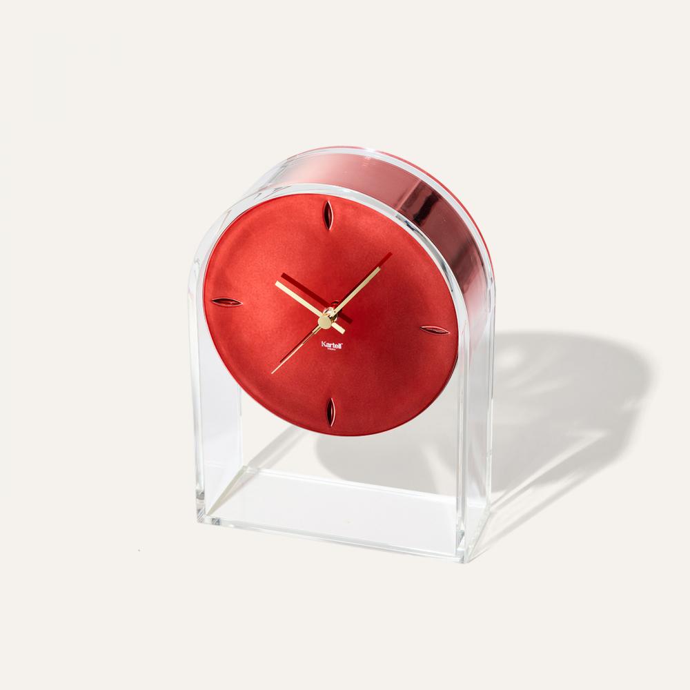 Table clock crystal red