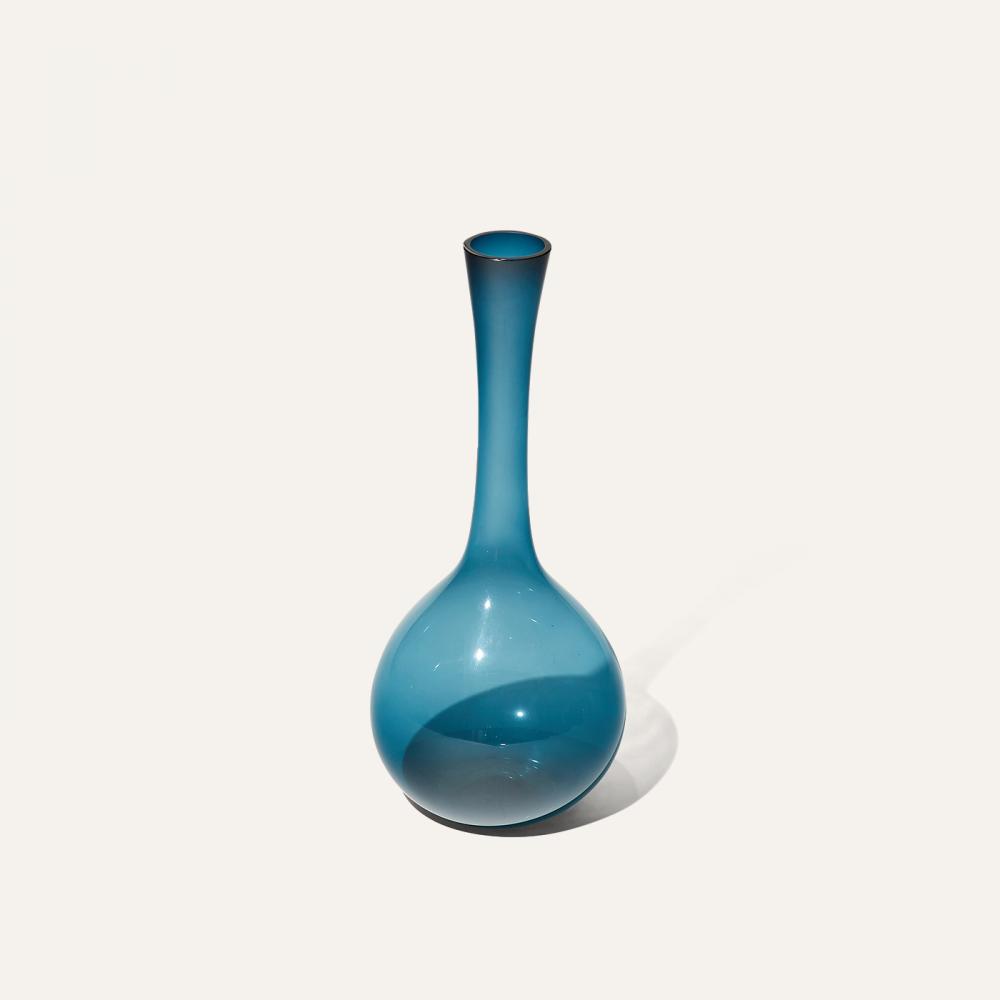 bulb vase