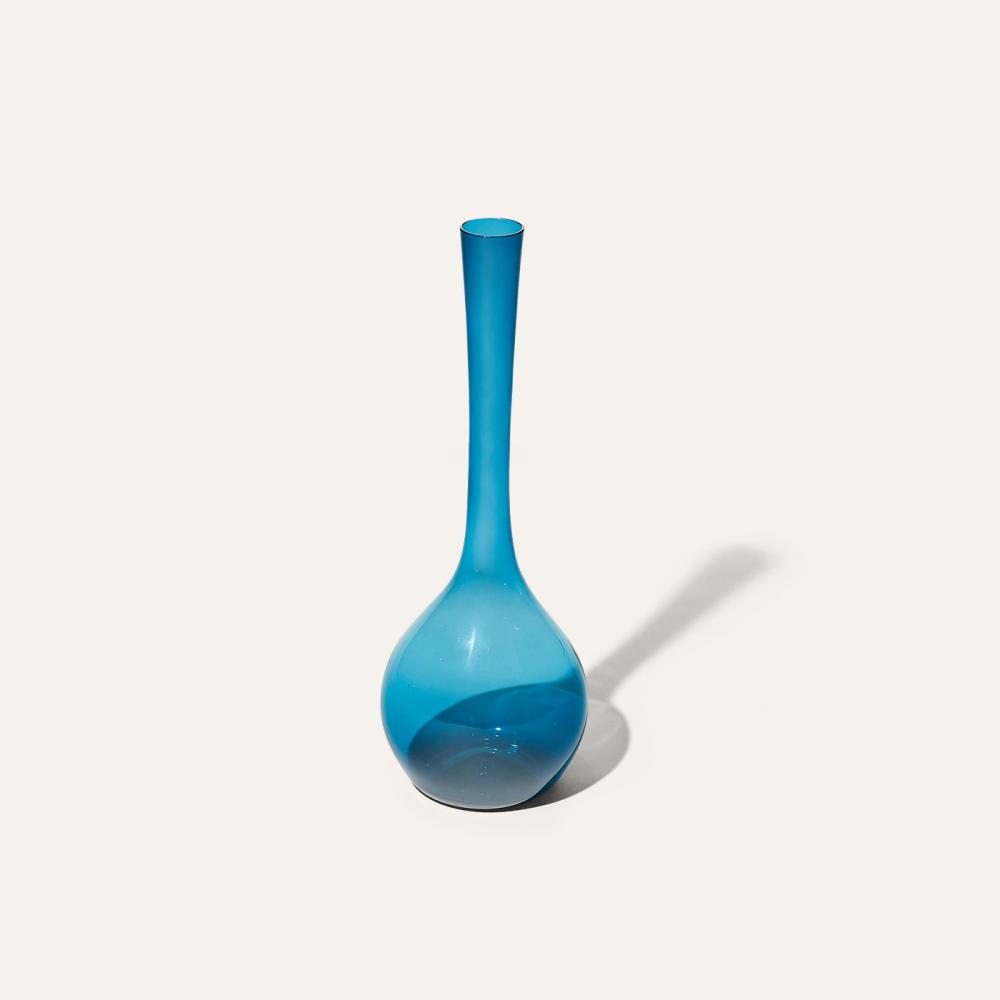 bulb vase blue LL