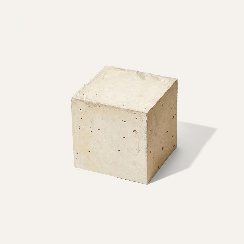 Concrete Block A Compartment 撮影 展示用小道具 小物 雑貨レンタル